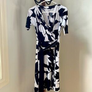 New York & Co. (Stretch) Dress - Size Small